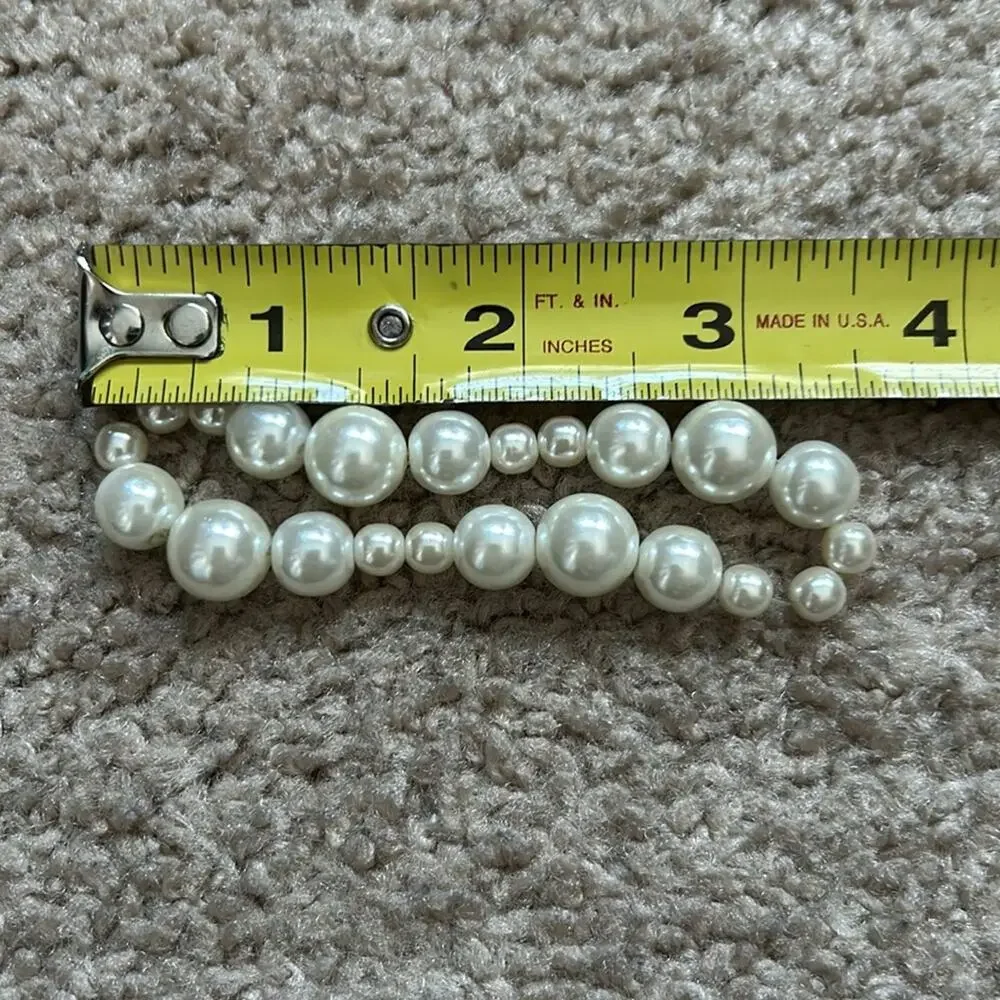 Women’s vintage dainty white beaded faux pearl bracelet one size‎ stretches